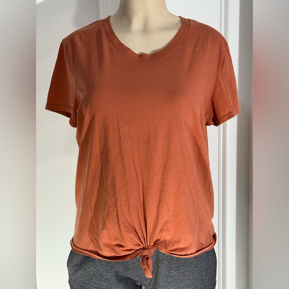 Madewell Knot Front Top Size Medium